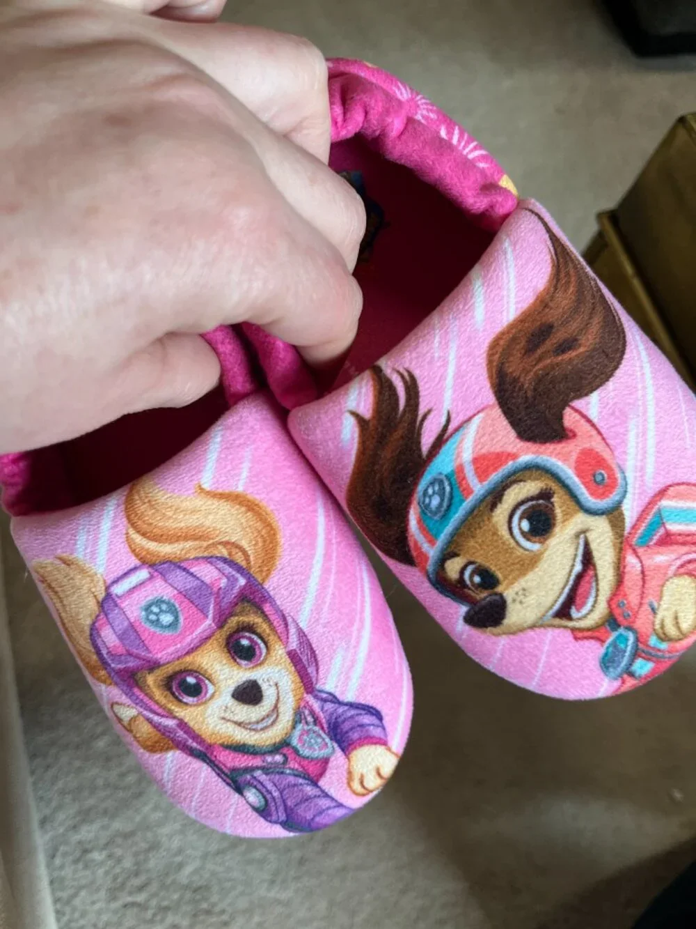 Girls Paw Patrol Slippers Kids Size 9/10 (Previously Worn)